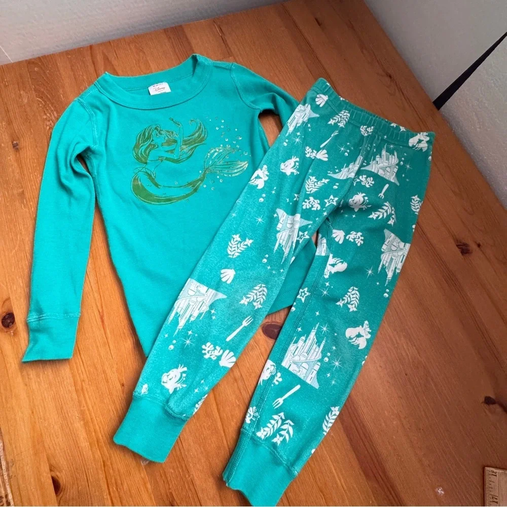 Hanna Andersson Disney little mermaid pajamas size 3